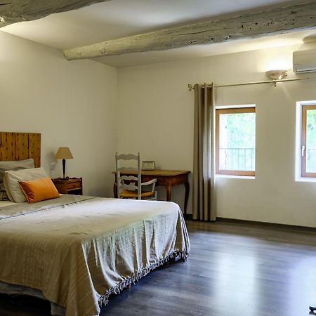 Mas D'Alaure B&B Verquieres Exterior foto
